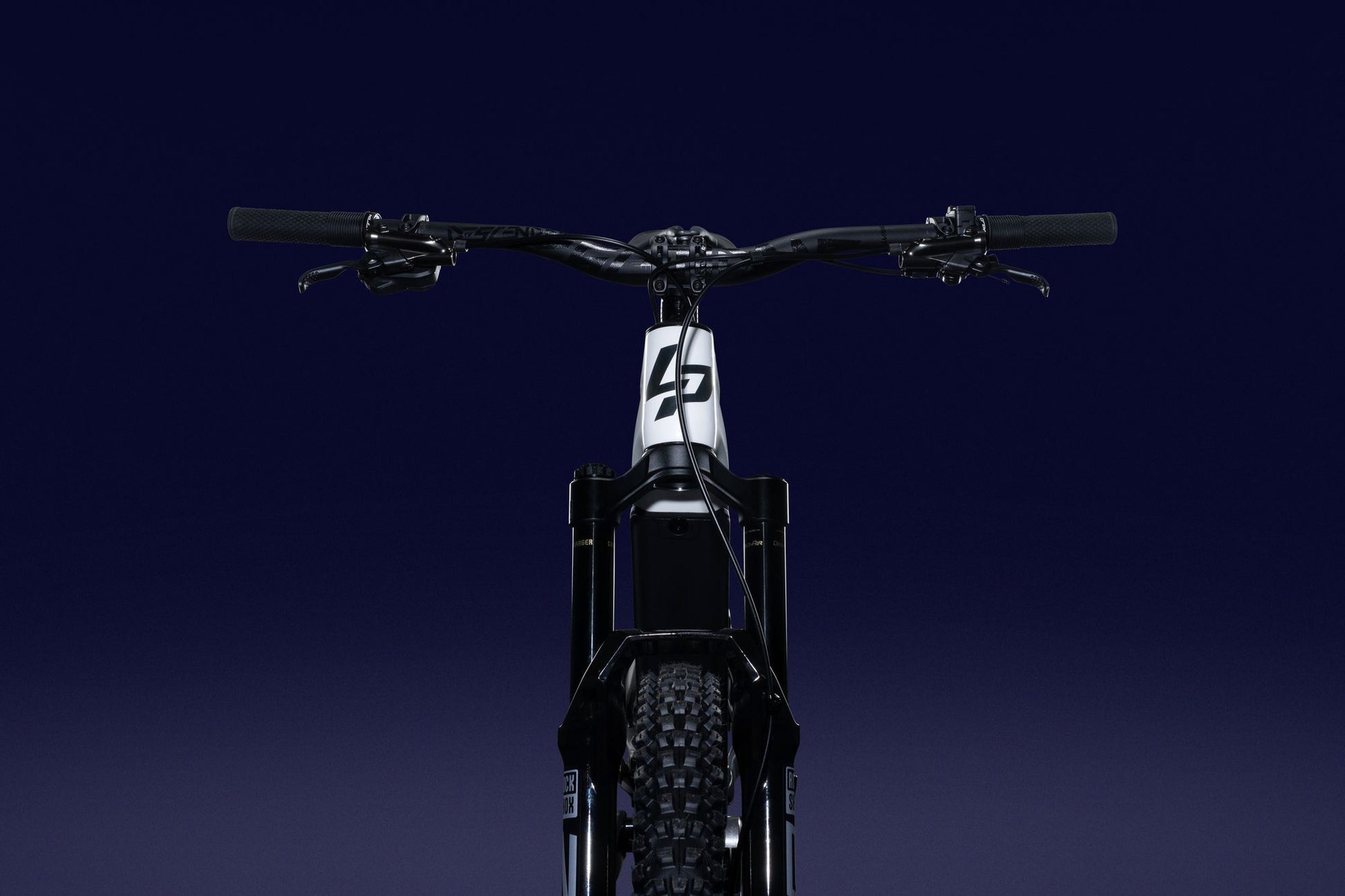 LAPIERRE_MY26_OVERVOLT-AM-CF-10