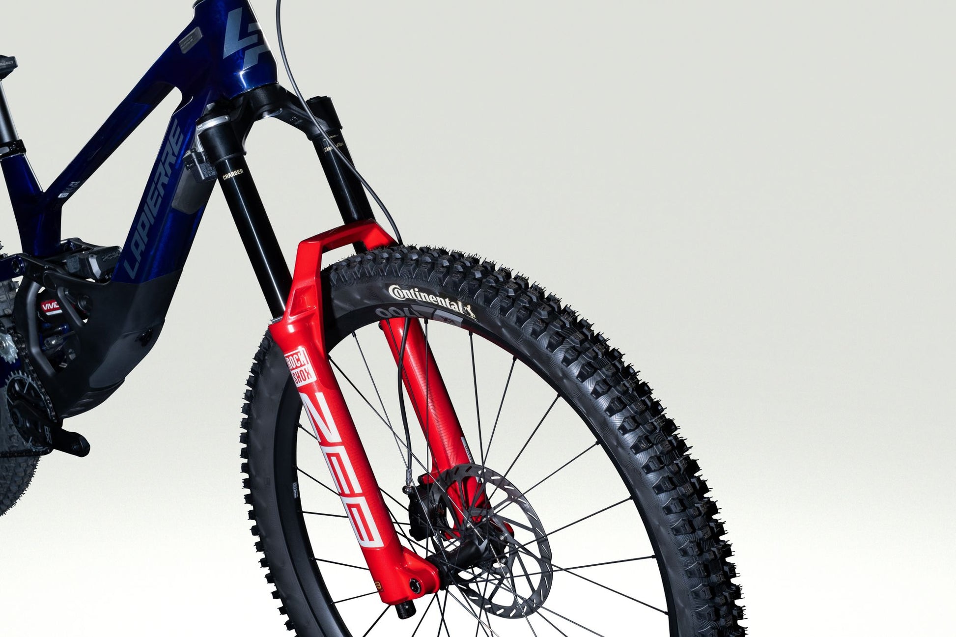 LAPIERRE_MY26_SPICY-CF-TEAM_Mullet_A_DETAIL-7_LSDUA