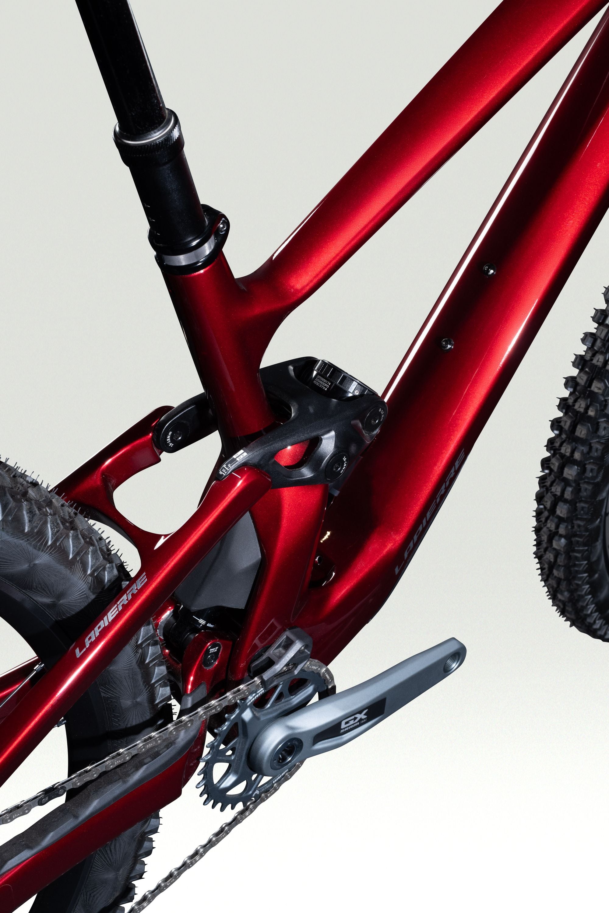 LAPIERRE_MY26_ZESTY-CF-8