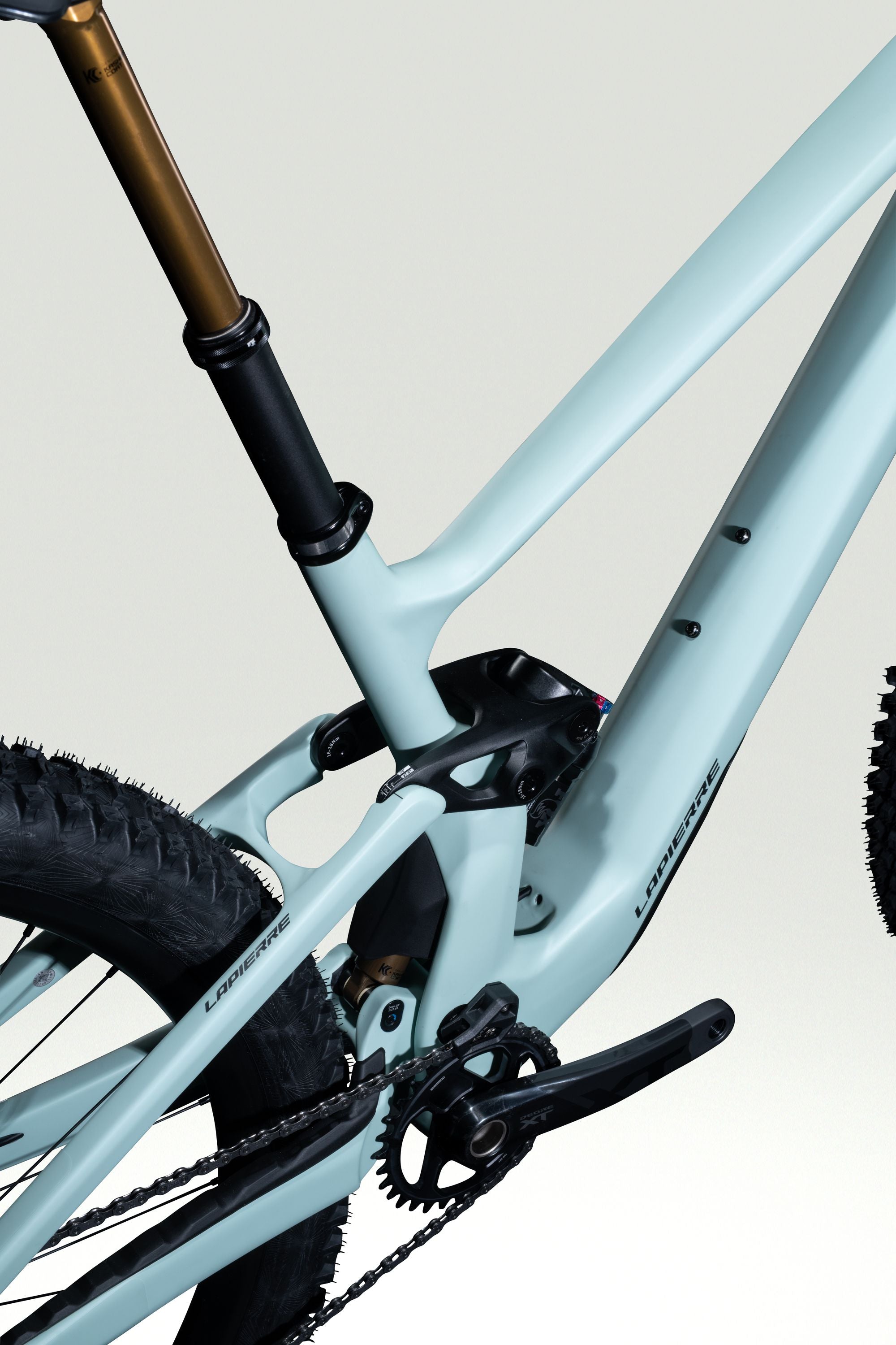 LAPIERRE_MY26_ZESTY-CF-9