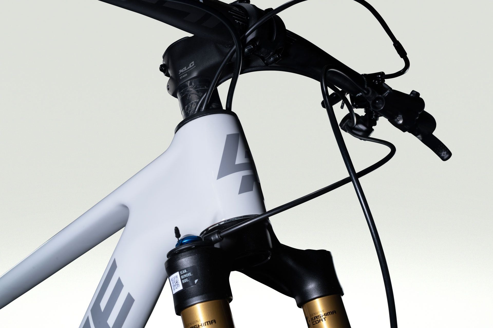 LAPIERRE_MY27_XR-8